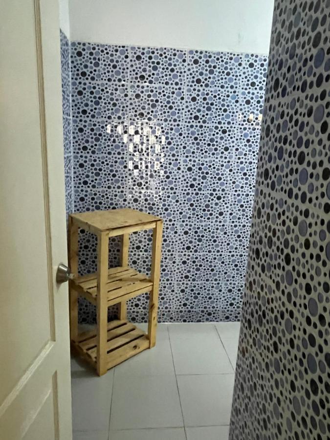 Les 5 Lanternes By Clara Bed & Breakfast Dakar Dış mekan fotoğraf