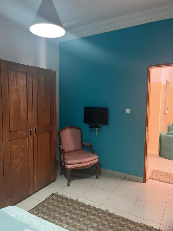 Les 5 Lanternes By Clara Bed & Breakfast Dakar Dış mekan fotoğraf