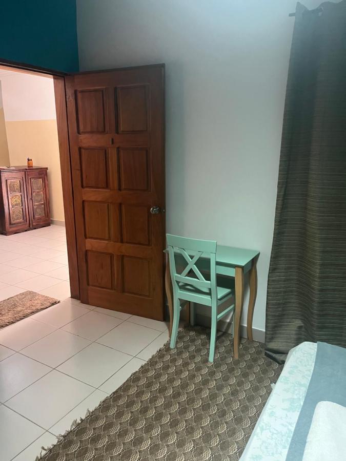 Les 5 Lanternes By Clara Bed & Breakfast Dakar Dış mekan fotoğraf